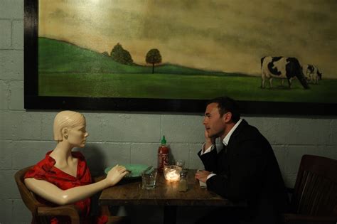 mannequin dating
